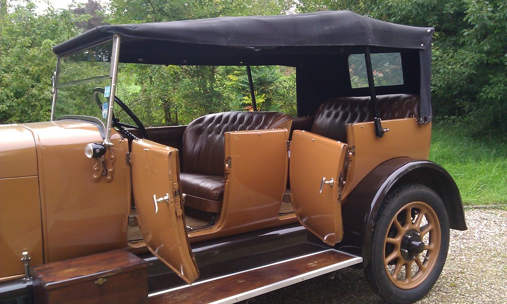 Vintage Wedding Car | 1920s Vintage Wedding Car Hire In Basingstoke